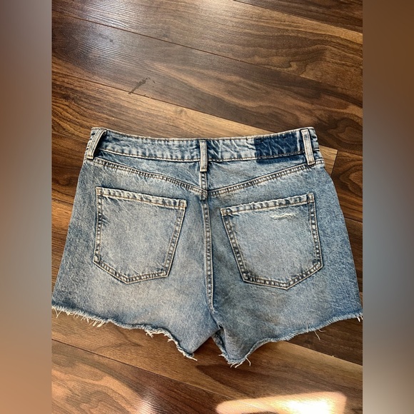 JEAN SHORTS DYNAMITE - Picture 2 of 3